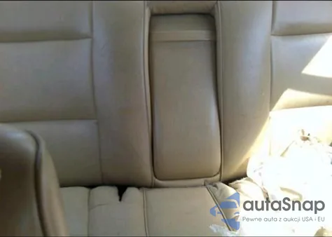 1998 Oldsmobile 88 Ls z USA, uszkodzony, nr VIN 1G3HN52K5W4817210